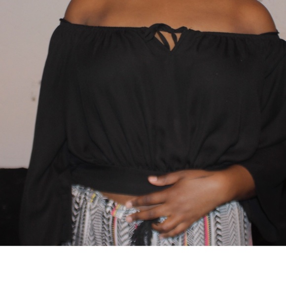 Crop Blouse- Black - Picture 1 of 3